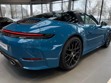 Porsche 992 Targa 4S Burmester Clubleder
