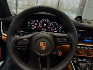 Porsche 992 Targa 4S Burmester Clubleder