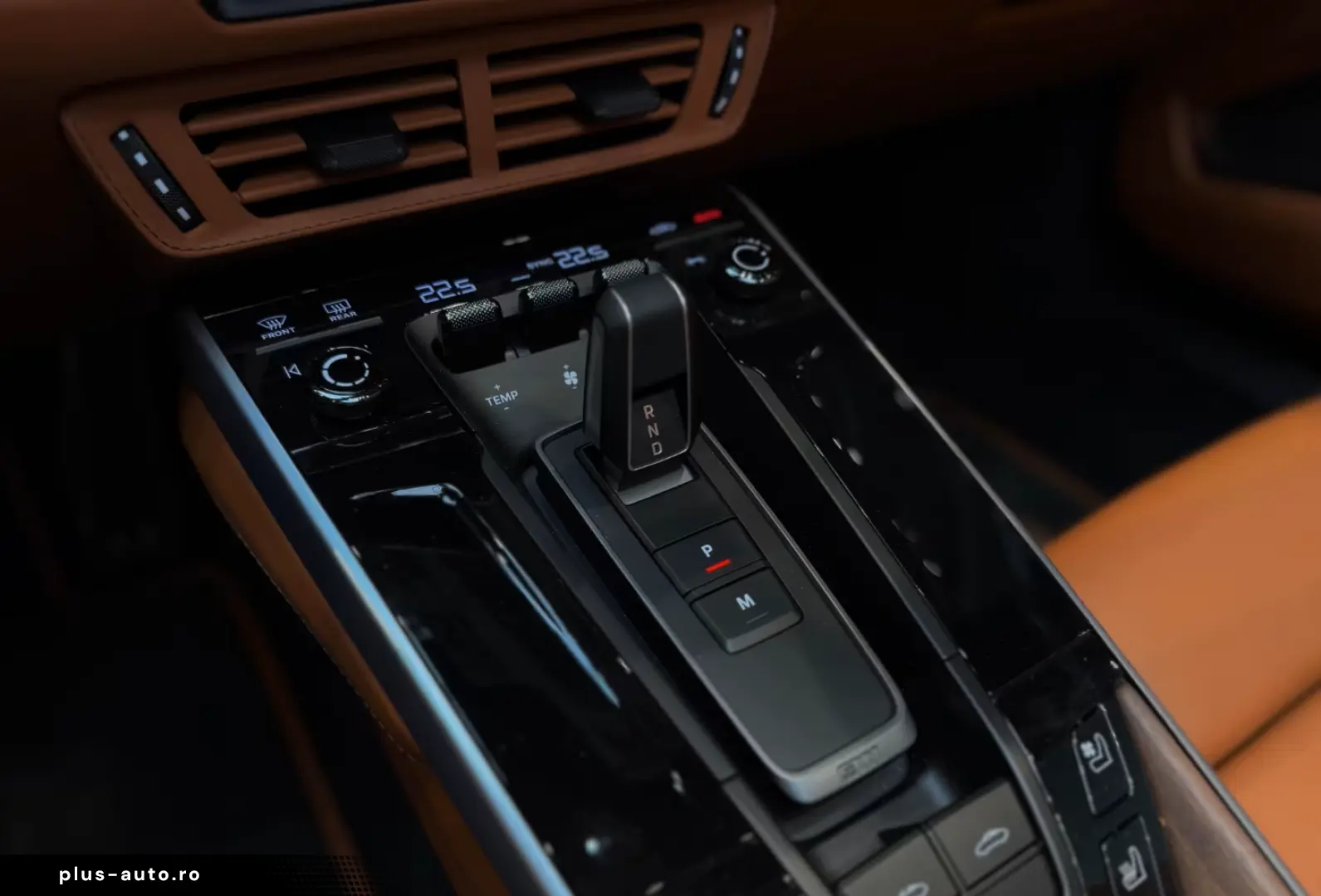 Porsche 992 Targa 4S Burmester Clubleder