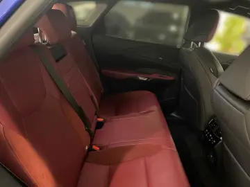 LEXUS RX500h F Sport 360 Ventilation