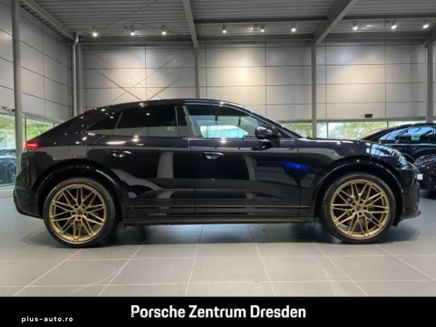 Porsche Macan Turbo Pano AHK