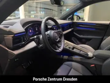 Porsche Macan Turbo Pano AHK