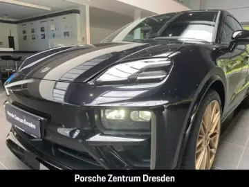Porsche Macan Turbo Pano AHK