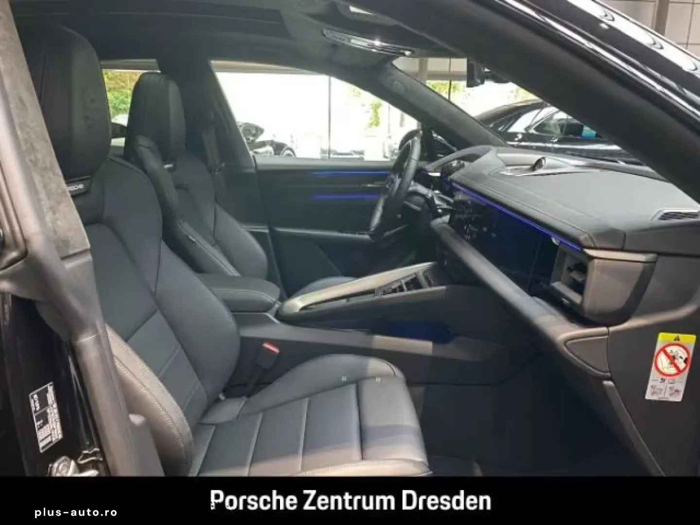 Porsche Macan Turbo Pano AHK