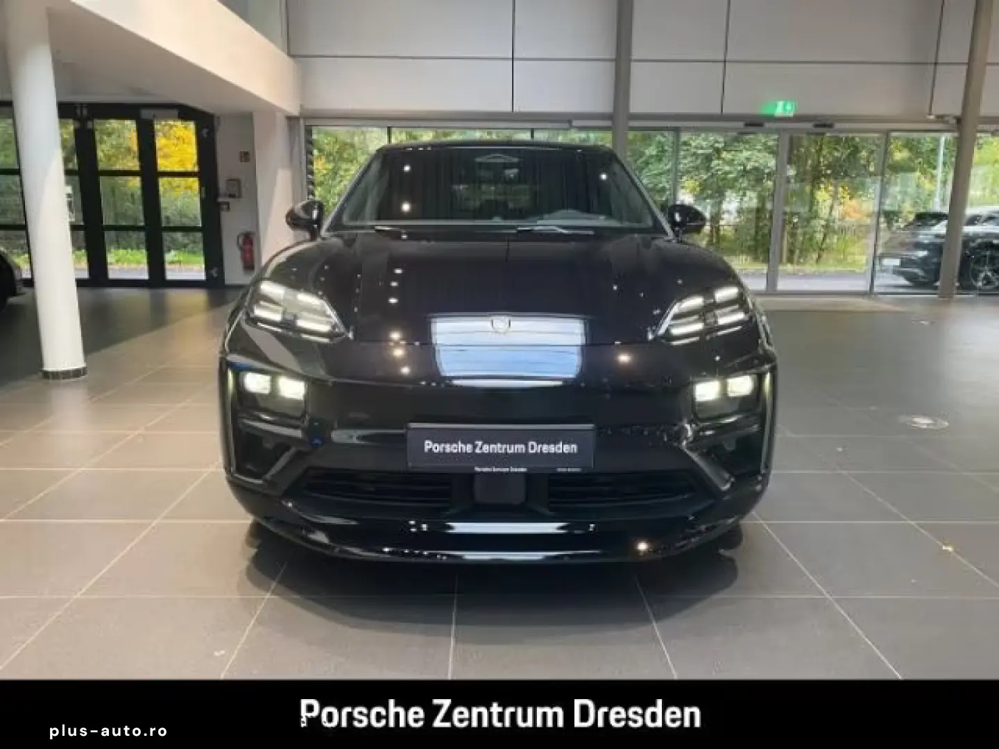 Porsche Macan Turbo Pano AHK