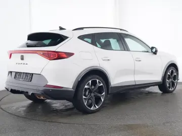 CUPRA Formentor VZ 1.4 e-HYBRID 180kW DSG LED RFK PANO