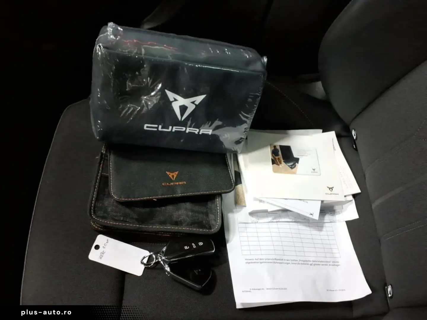 CUPRA Formentor VZ 1.4 e-HYBRID 180kW DSG LED RFK PANO