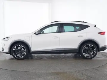 CUPRA Formentor VZ 1.4 e-HYBRID 180kW DSG LED RFK PANO