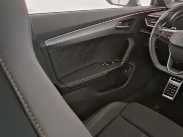 CUPRA Formentor VZ 1.4 e-HYBRID 180kW DSG LED RFK PANO