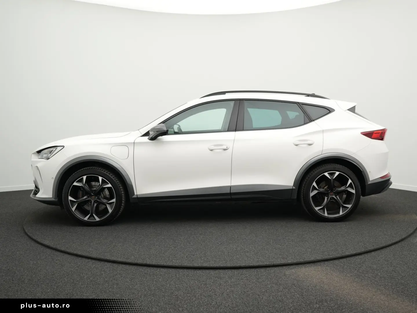 CUPRA Formentor VZ 1.4 e-Hybrid DSG ACC AHK PANO