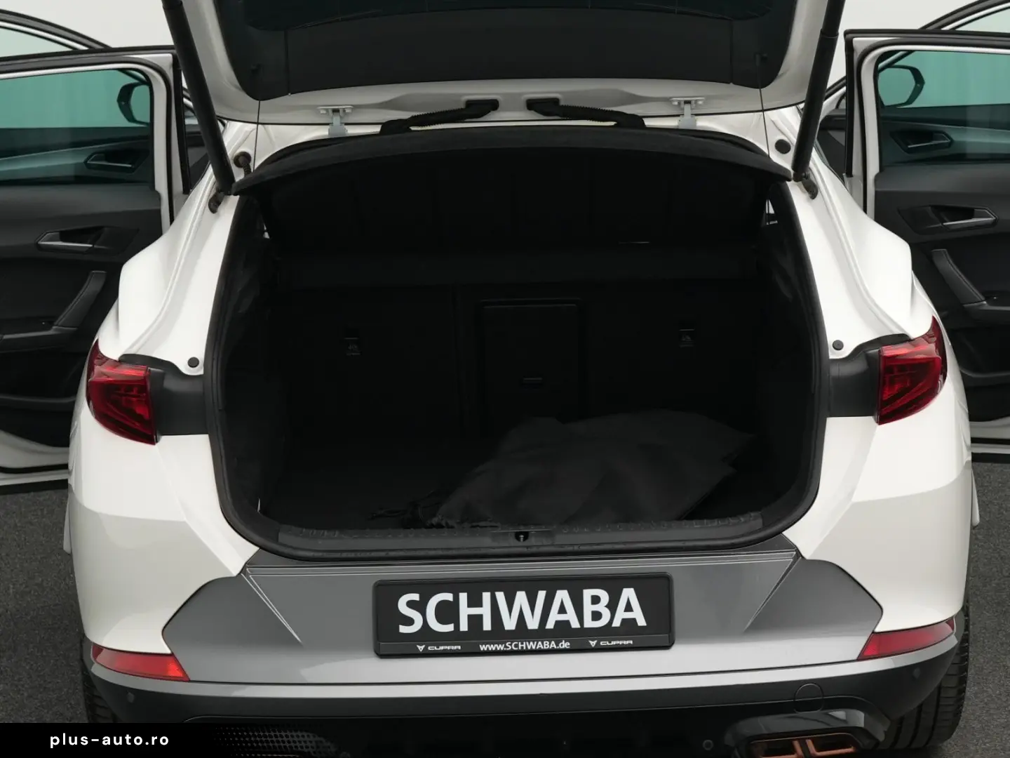 CUPRA Formentor VZ 1.4 e-Hybrid DSG ACC AHK PANO