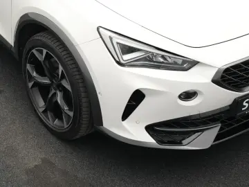 CUPRA Formentor VZ 1.4 e-Hybrid DSG ACC AHK PANO