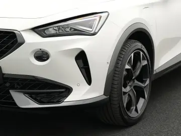CUPRA Formentor VZ 1.4 e-Hybrid DSG ACC AHK PANO