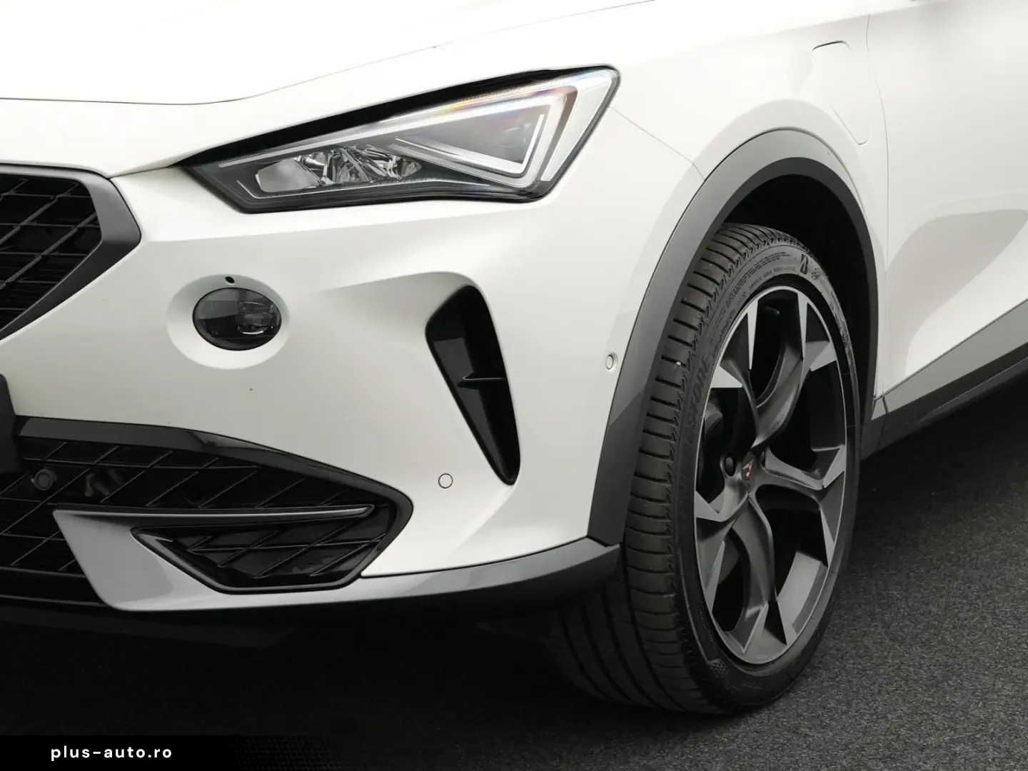 CUPRA Formentor VZ 1.4 e-Hybrid DSG ACC AHK PANO