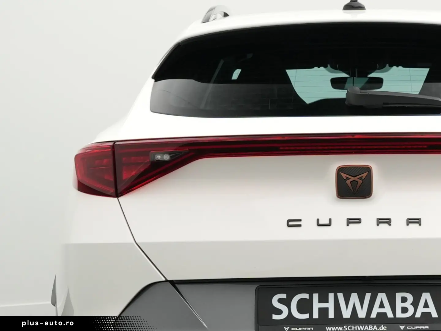 CUPRA Formentor VZ 1.4 e-Hybrid DSG ACC AHK PANO
