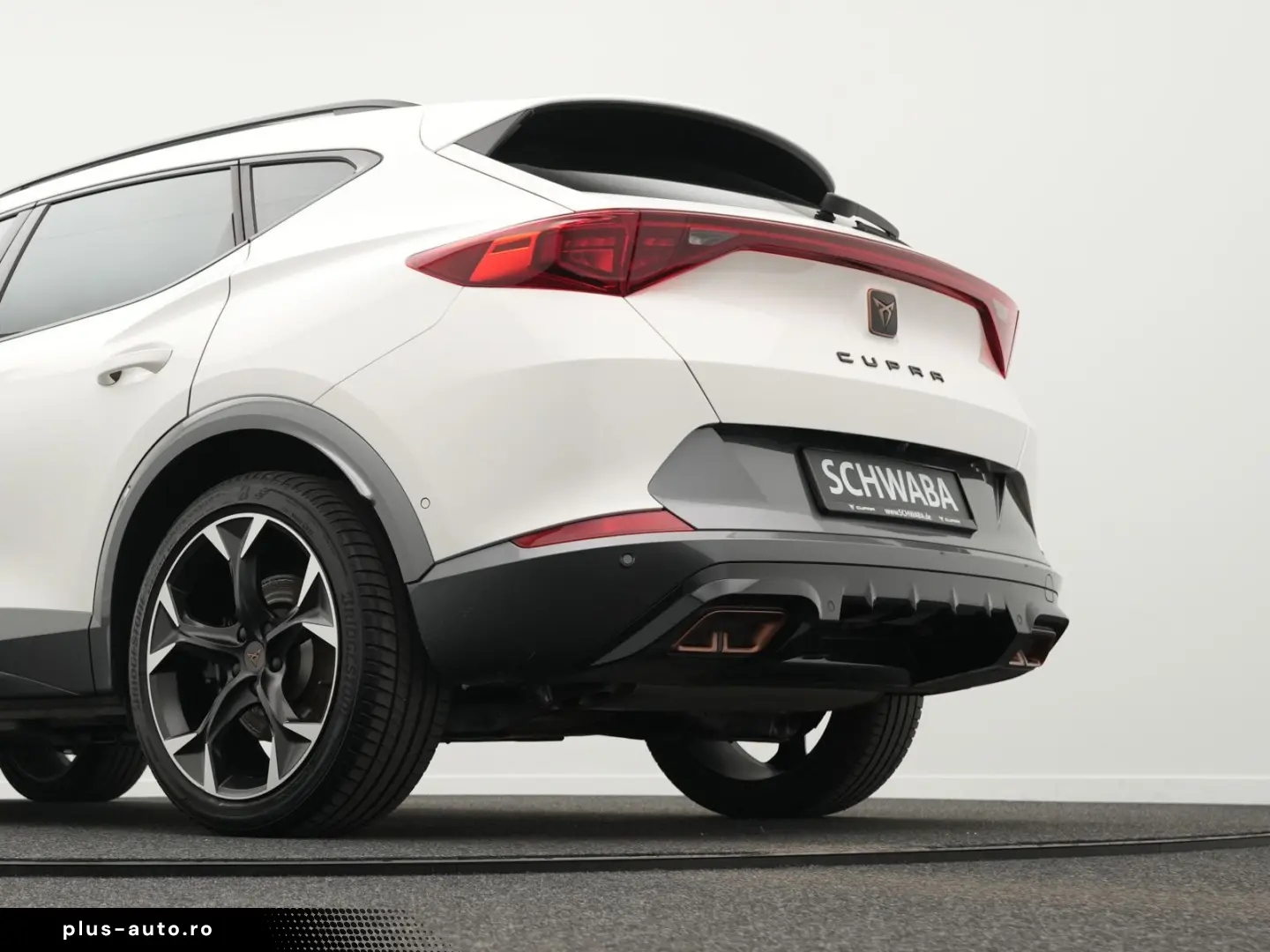 CUPRA Formentor VZ 1.4 e-Hybrid DSG ACC AHK PANO