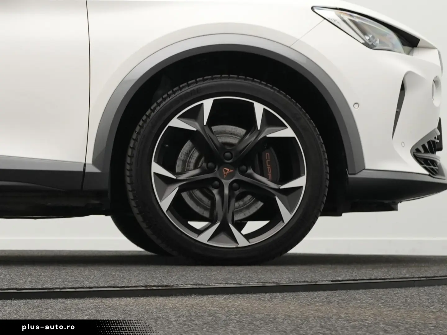 CUPRA Formentor VZ 1.4 e-Hybrid DSG ACC AHK PANO