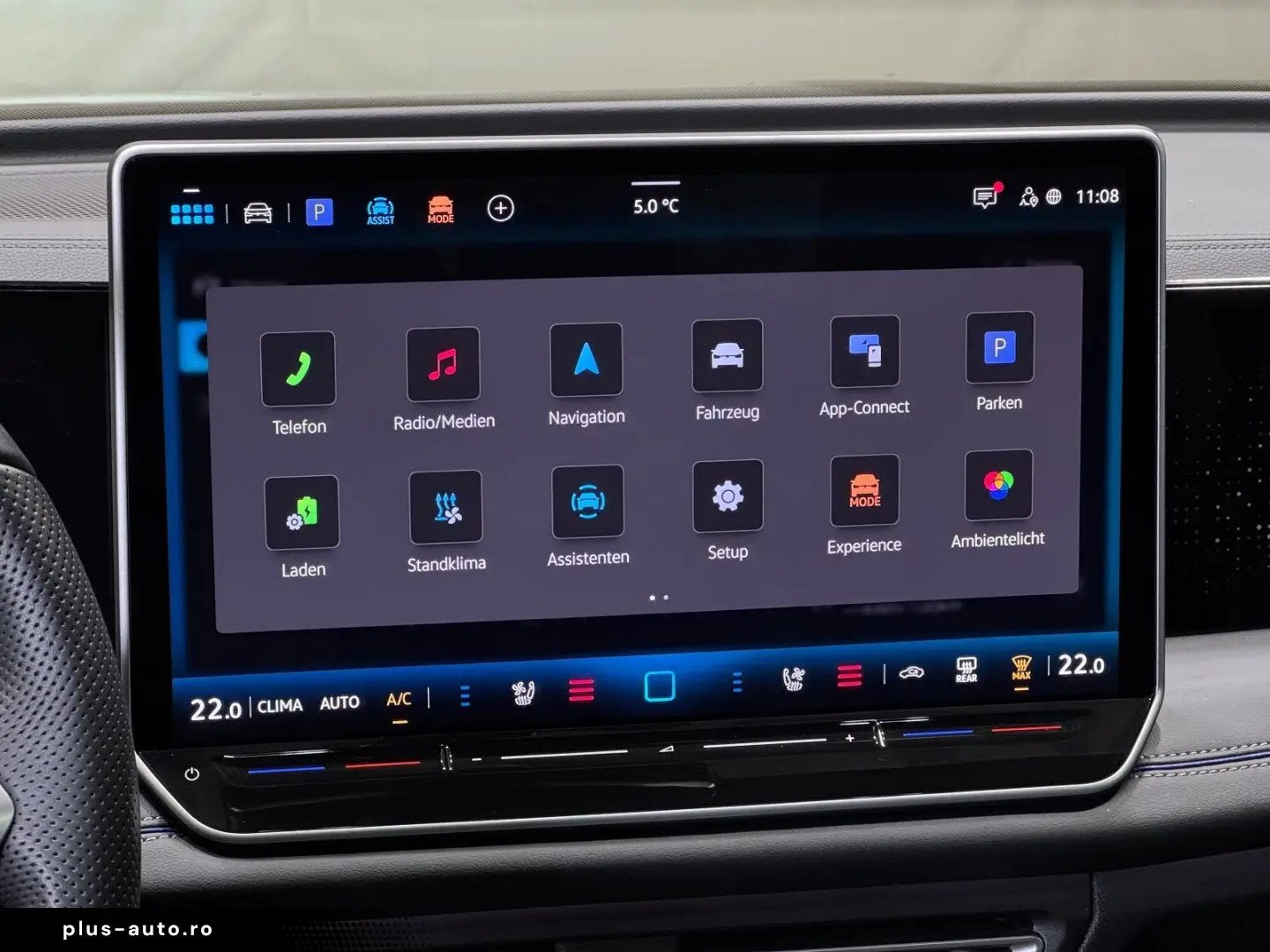 VW Tiguan R-Line 1.5 TSI eHybrid   MATRIX NAVI PANO