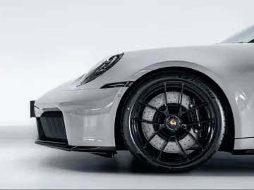 Porsche 992 911 Carrera 4 GTS Cabrio Liftsystem