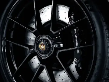 Porsche 992 911 Carrera 4 GTS Cabrio Liftsystem