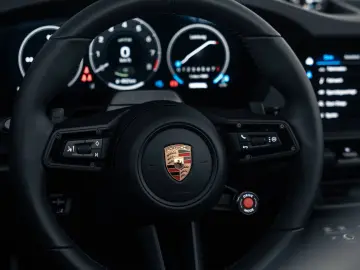 Porsche 992 911 Carrera 4 GTS Cabrio Liftsystem