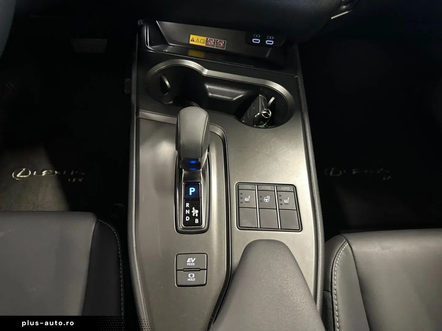 LEXUS UX 300h F SPORT Design LED CAMERA Bliss Keyless