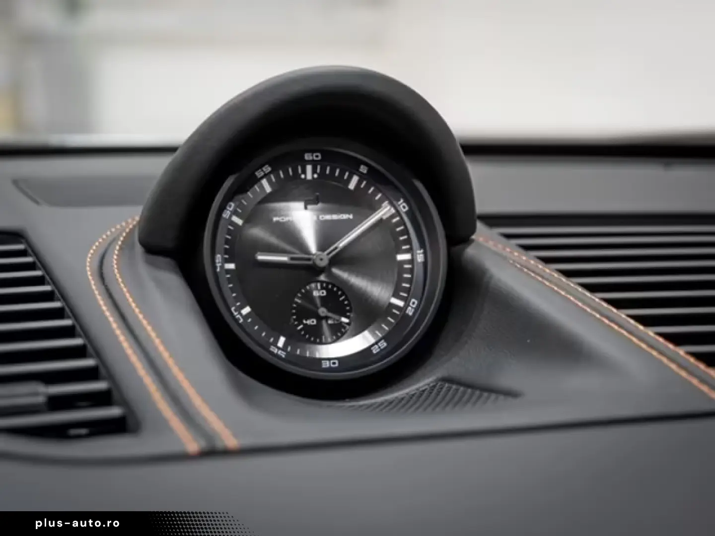 Porsche 911 Urmodell 911 Targa 4 GTS T-Hybrid Burmester