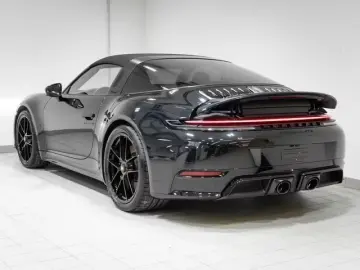 Porsche 911 Urmodell 911 Targa 4 GTS T-Hybrid Burmester