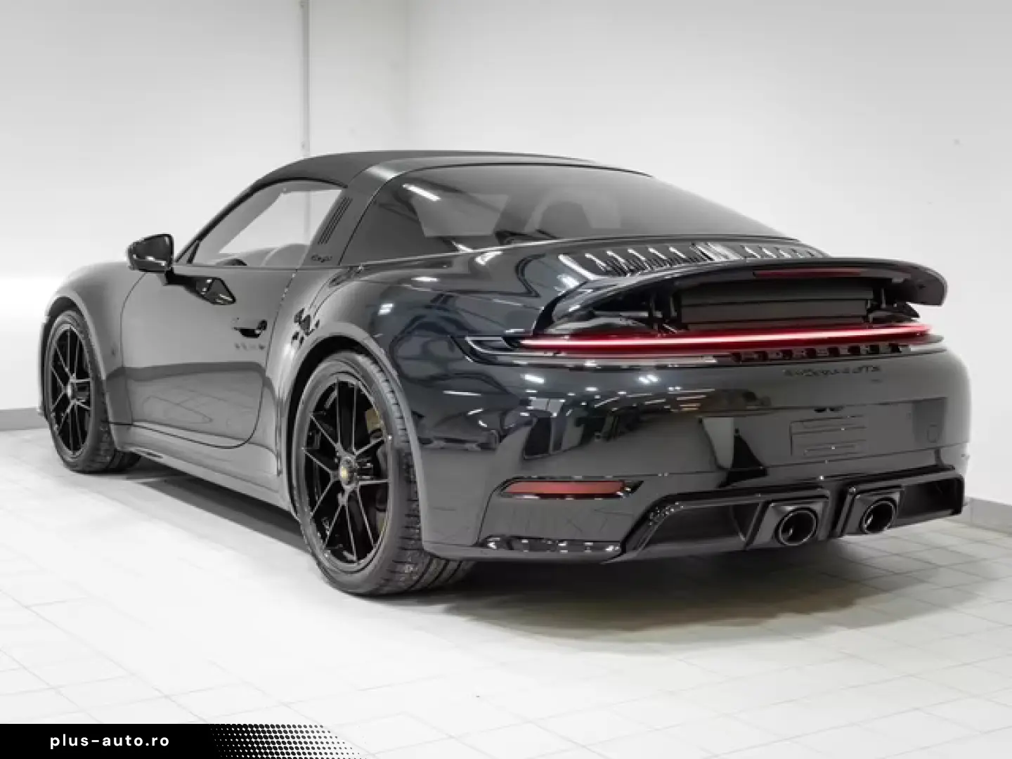 Porsche 911 Urmodell 911 Targa 4 GTS T-Hybrid Burmester