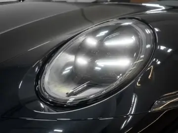 Porsche 911 Urmodell 911 Targa 4 GTS T-Hybrid Burmester