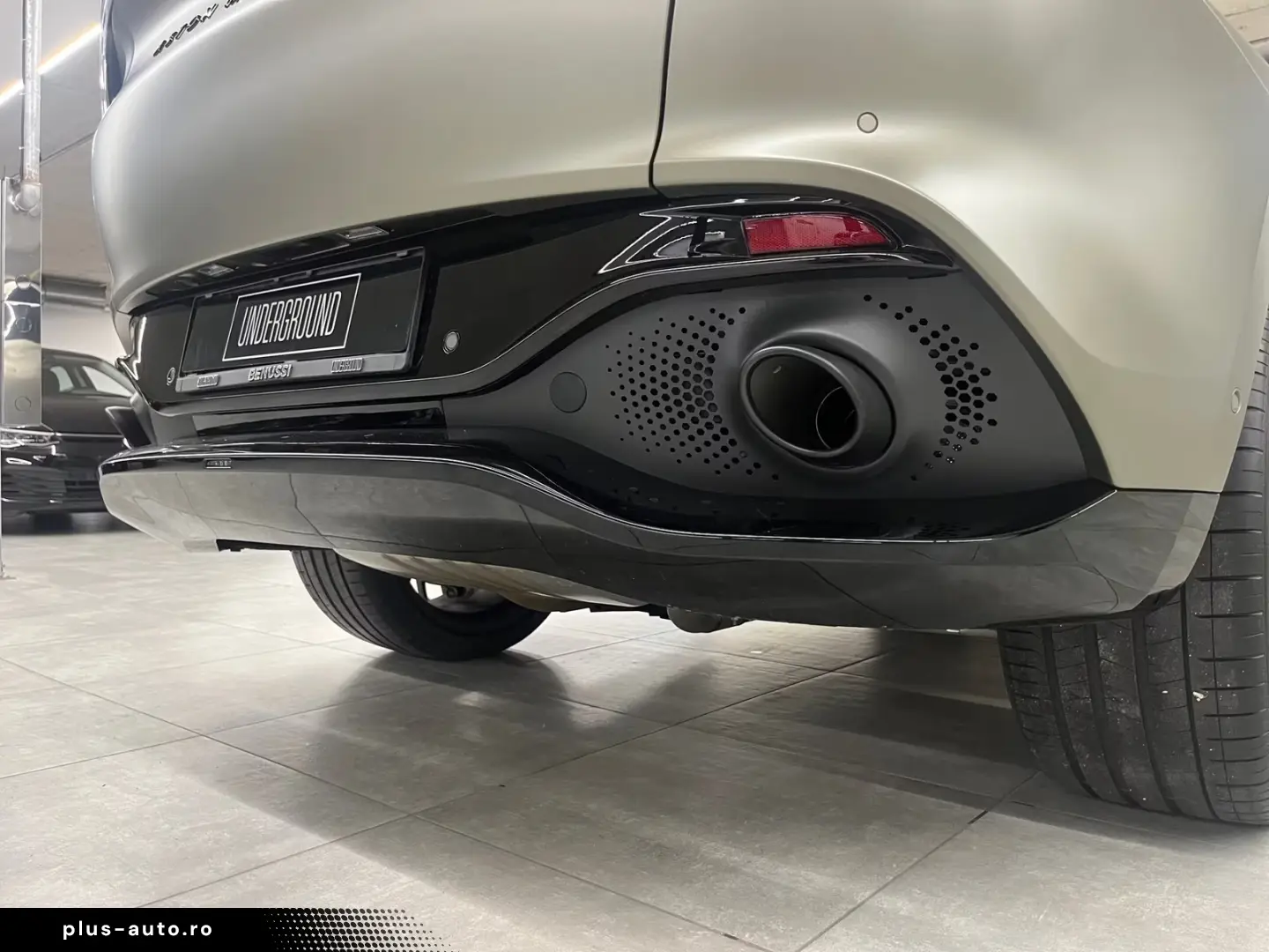 Aston Martin 4.0 V8 TWIN TURBO