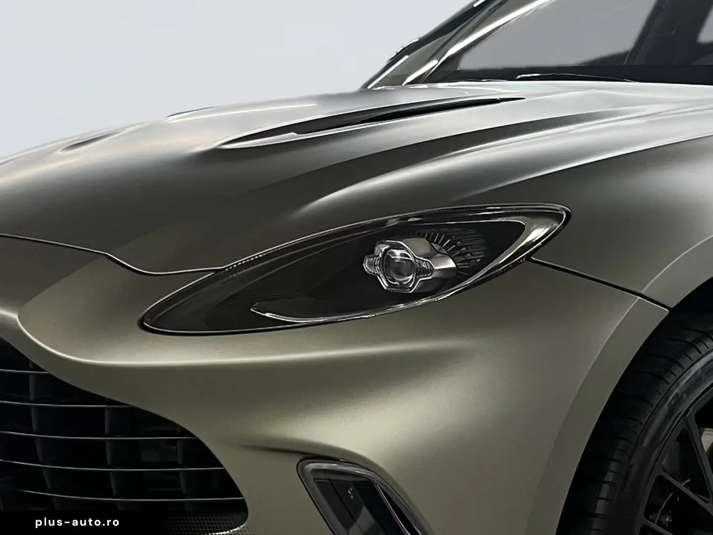 Aston Martin 4.0 V8 TWIN TURBO