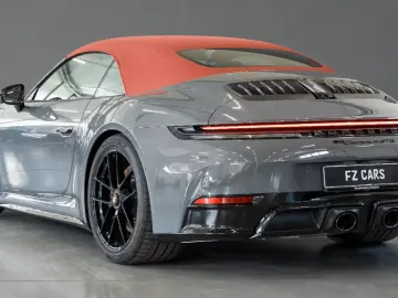 Porsche 911 992.2 Carrera 4 GTS T-Hybrid Cabriol