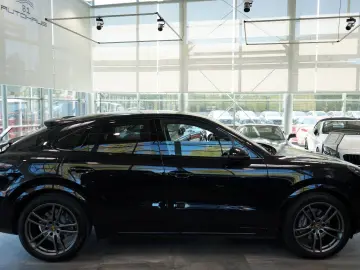 PORSCHE Cayenne Coupe E-Hyb SoftClose Ventilation 360 Matrix