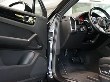 PORSCHE Cayenne Coupe E-Hyb SoftClose Ventilation 360 Matrix
