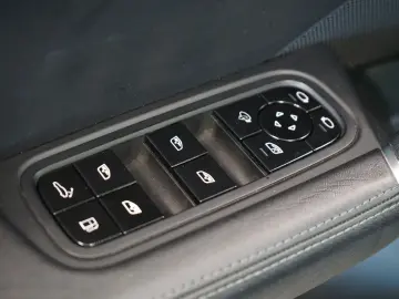 PORSCHE Cayenne Coupe E-Hyb SoftClose Ventilation 360 Matrix