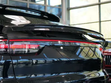 PORSCHE Cayenne Coupe E-Hyb SoftClose Ventilation 360 Matrix