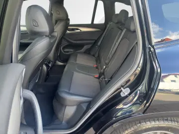 BMW X3 xDrive20d M Sportpaket  AHK  etc.