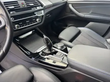 BMW X3 xDrive20d M Sportpaket  AHK  etc.