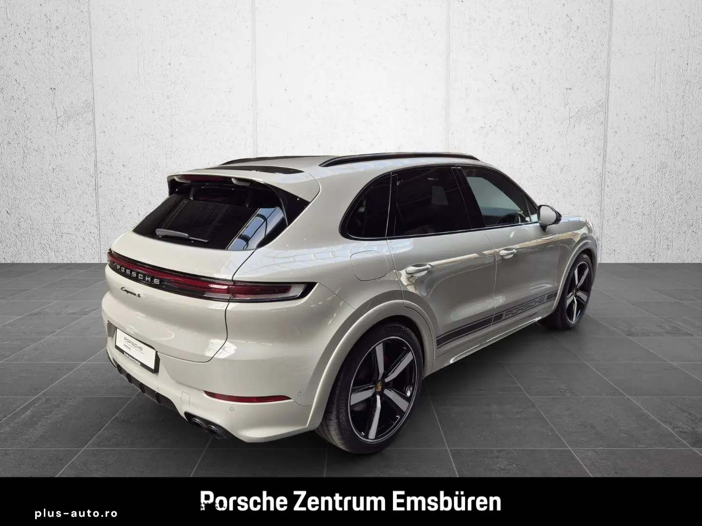 PORSCHE Cayenne S Matrix PassDispl Burmester Massage 360 TV