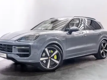 PORSCHE Cayenne S E-Hy InnoDr PassDisplay Ventil 360 Matrix