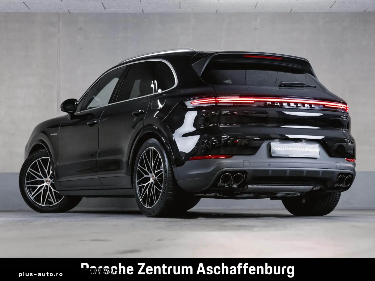 PORSCHE Cayenne E-Hy SoftClo Matrix InnoDr PassDispl Ventil