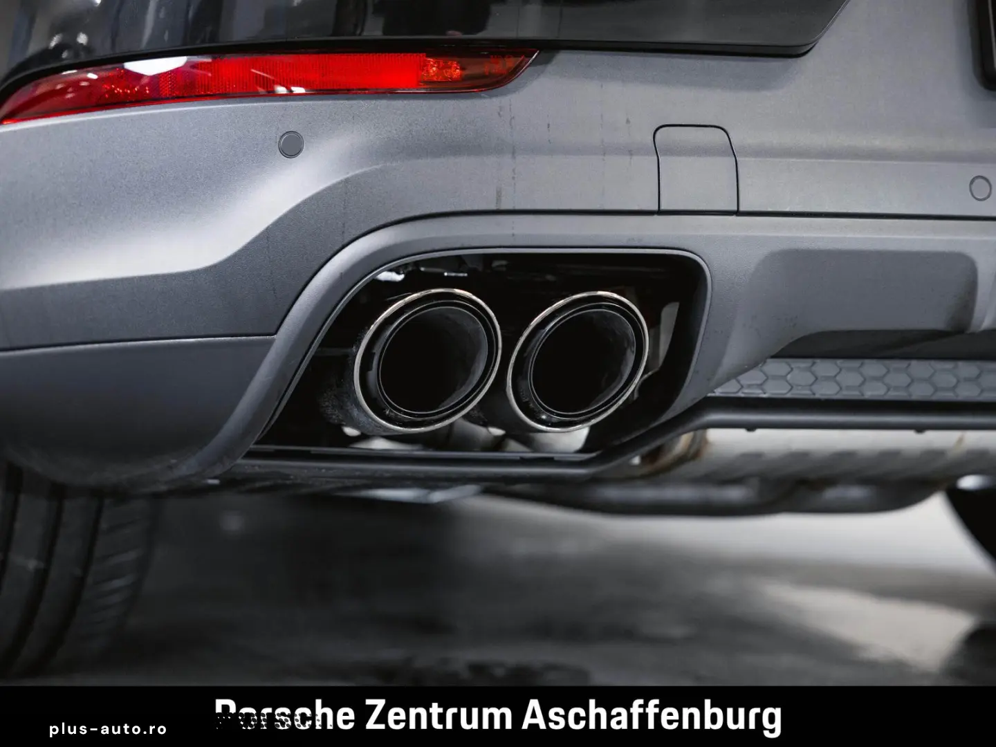 PORSCHE Cayenne E-Hy SoftClo Matrix InnoDr PassDispl Ventil