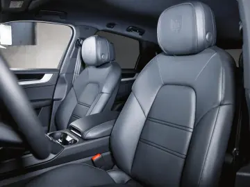PORSCHE Cayenne E-Hy SoftClo Matrix InnoDr PassDispl Ventil