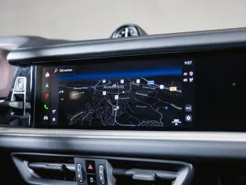 PORSCHE Cayenne E-Hy SoftClo Matrix InnoDr PassDispl Ventil