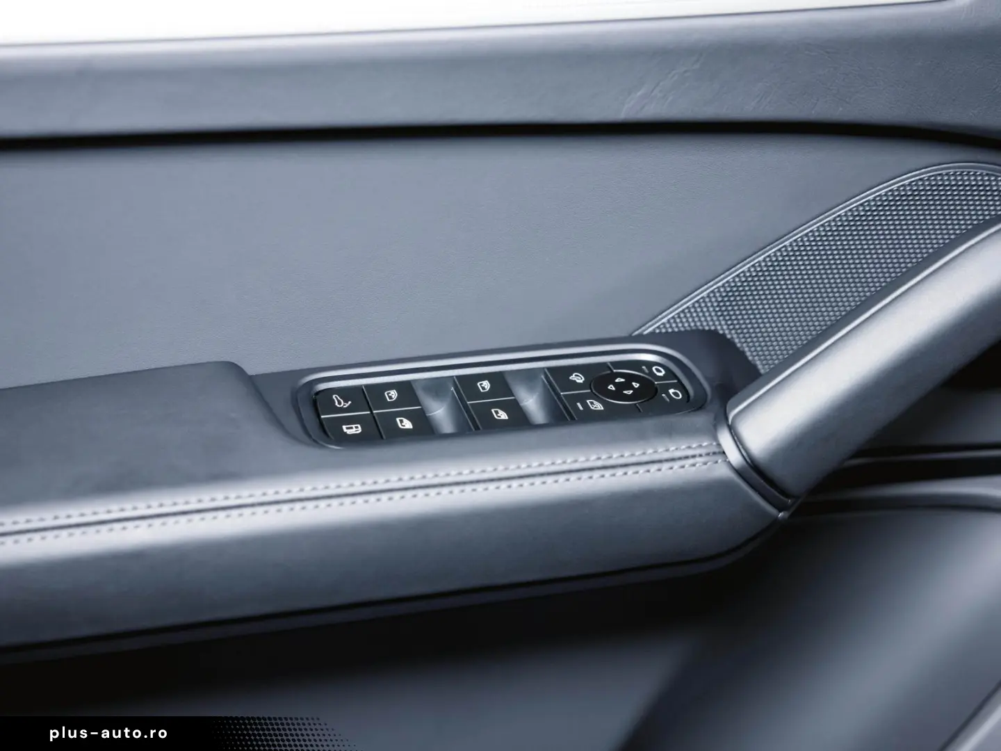 PORSCHE Cayenne E-Hy SoftClo Matrix InnoDr PassDispl Ventil