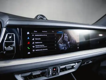 PORSCHE Cayenne E-Hy SoftClo Matrix InnoDr PassDispl Ventil