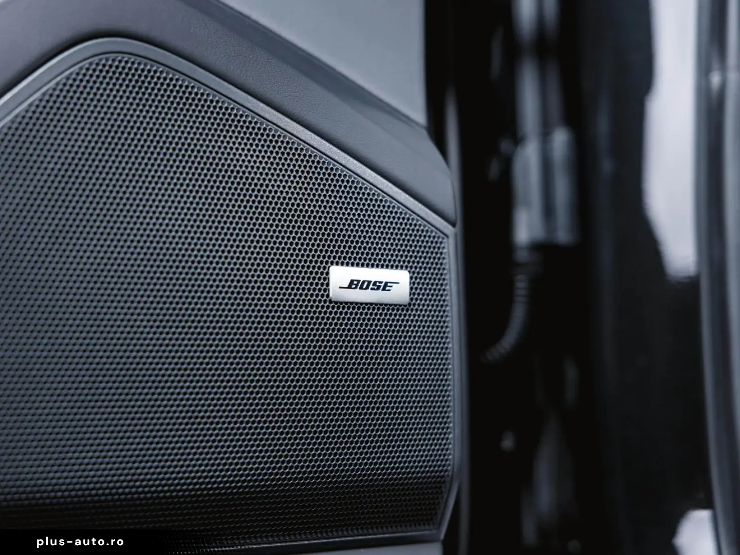 PORSCHE Cayenne E-Hy SoftClo Matrix InnoDr PassDispl Ventil