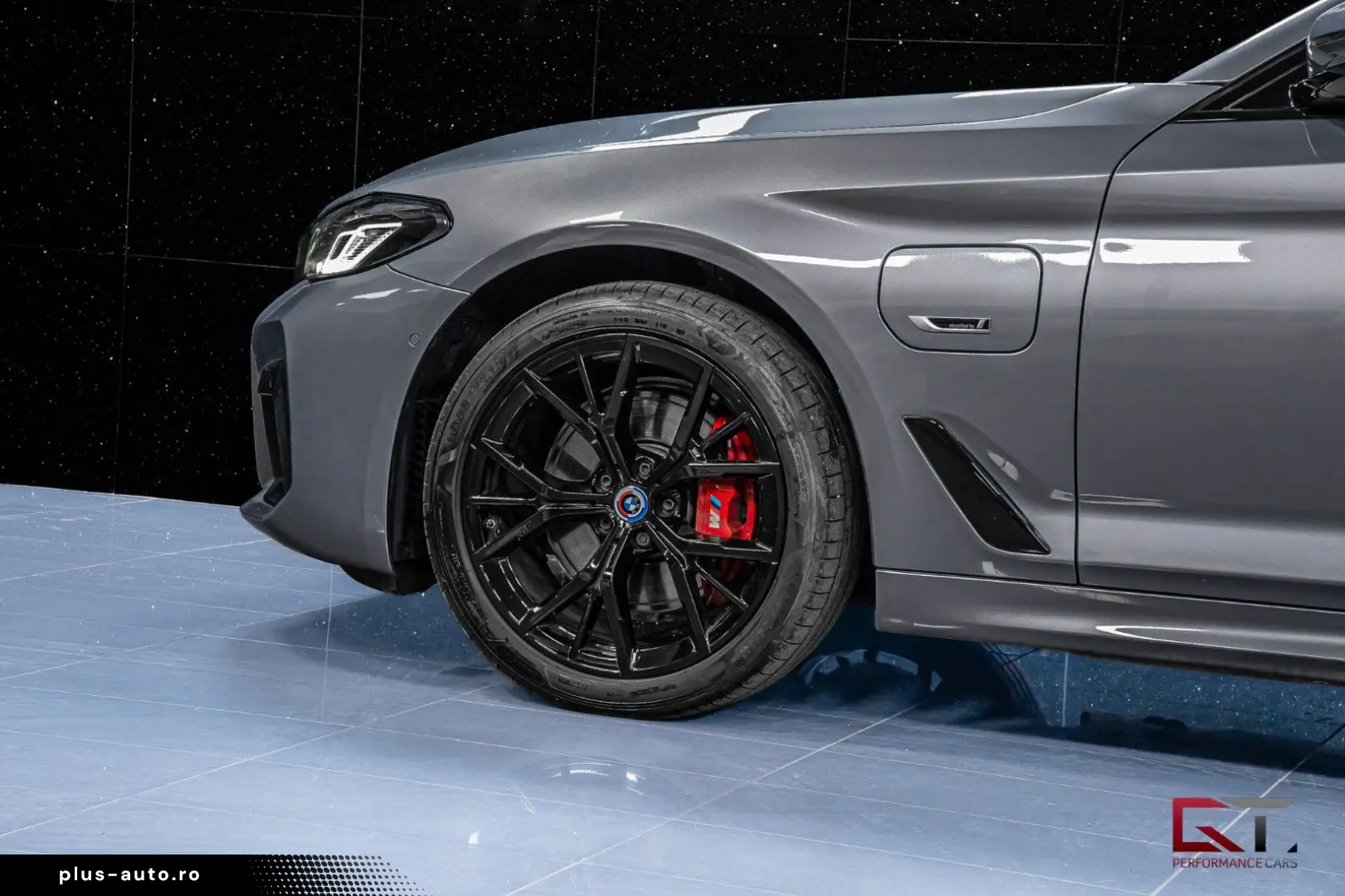 BMW 530e xDrive M-Sport Pro H K Sunroof ACC Matrix