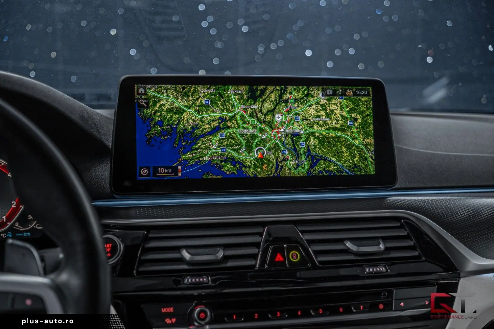 BMW 530e xDrive M-Sport Pro H K Sunroof ACC Matrix